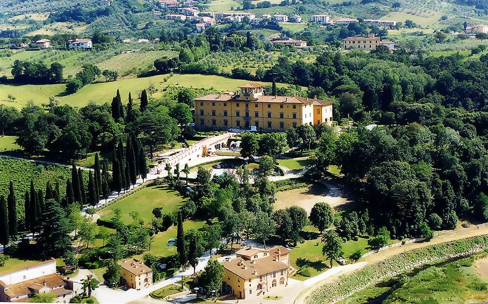 Il Borgo Di Villa Castelletti Country Hotel Signa Εξωτερικό φωτογραφία